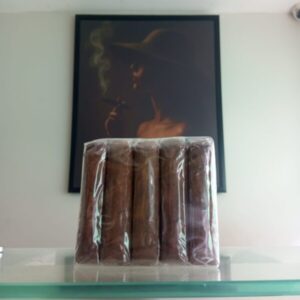 Fumas Toro Habano Maduro premium Dominican cigar