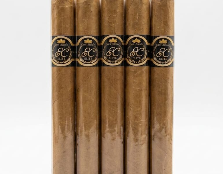Don Alcides Churchill Connecticut cigarro dominicano